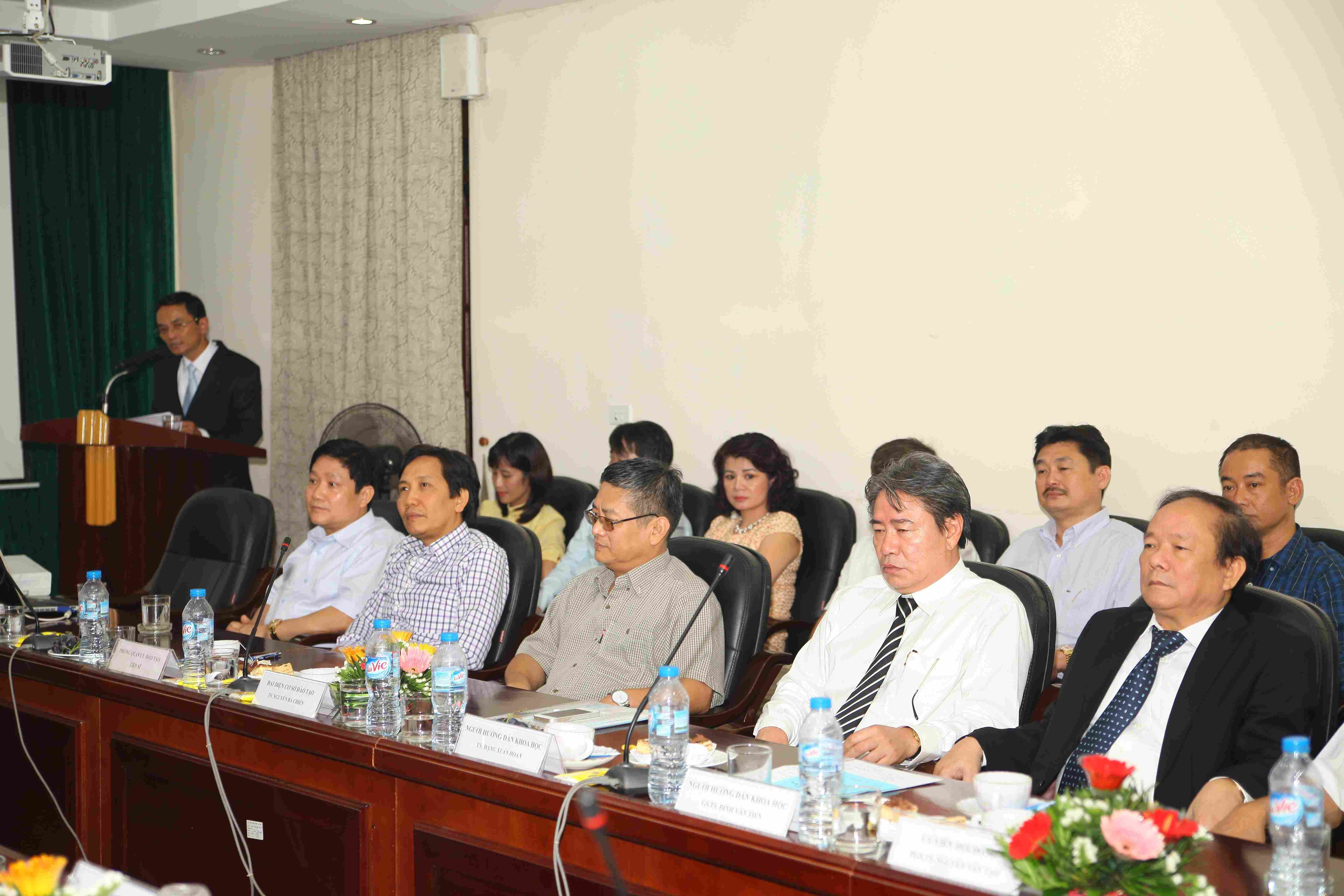 Phung Van Hien 41