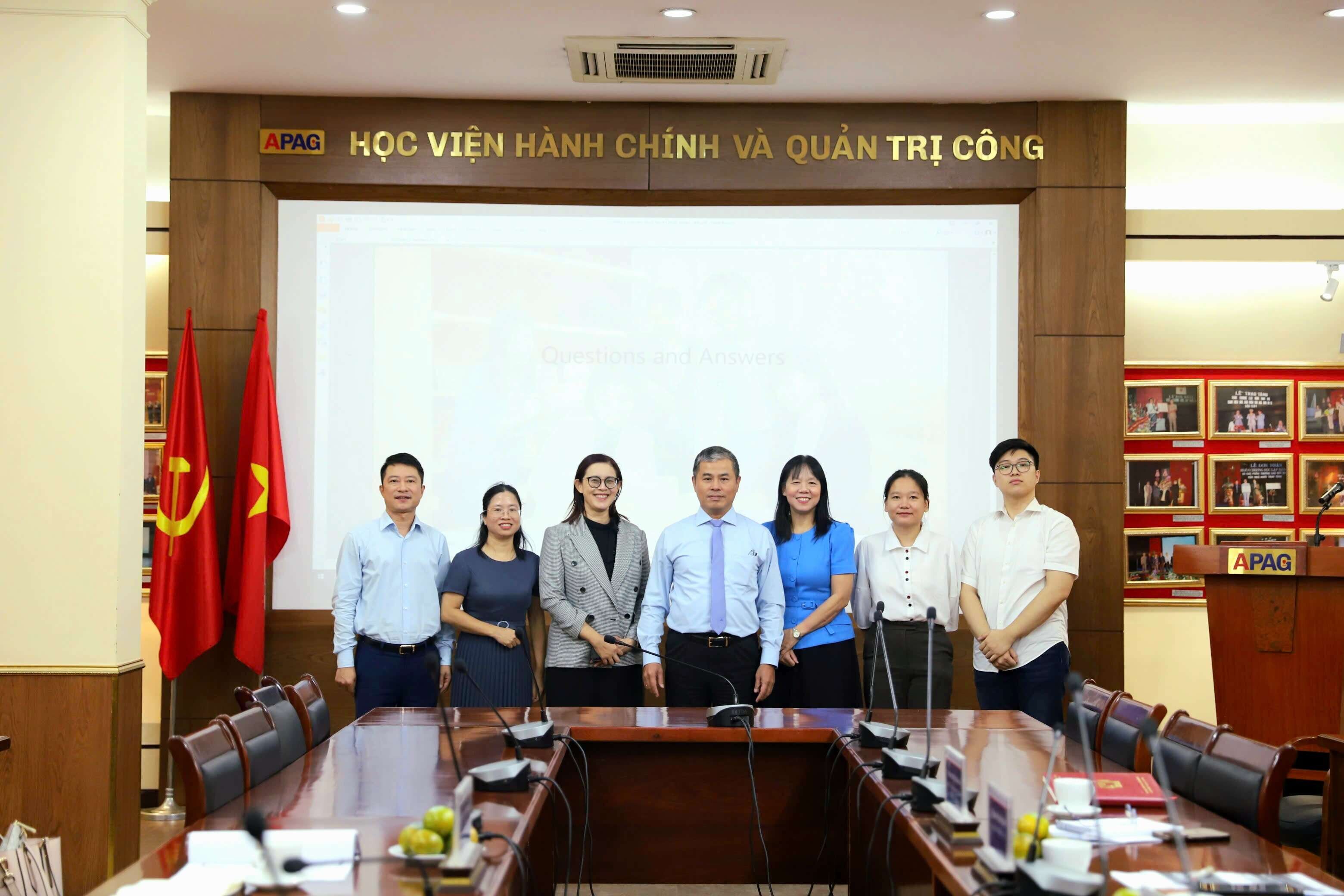 APAG works with the Lee Kuan Yew School of Public Policy, Singapore