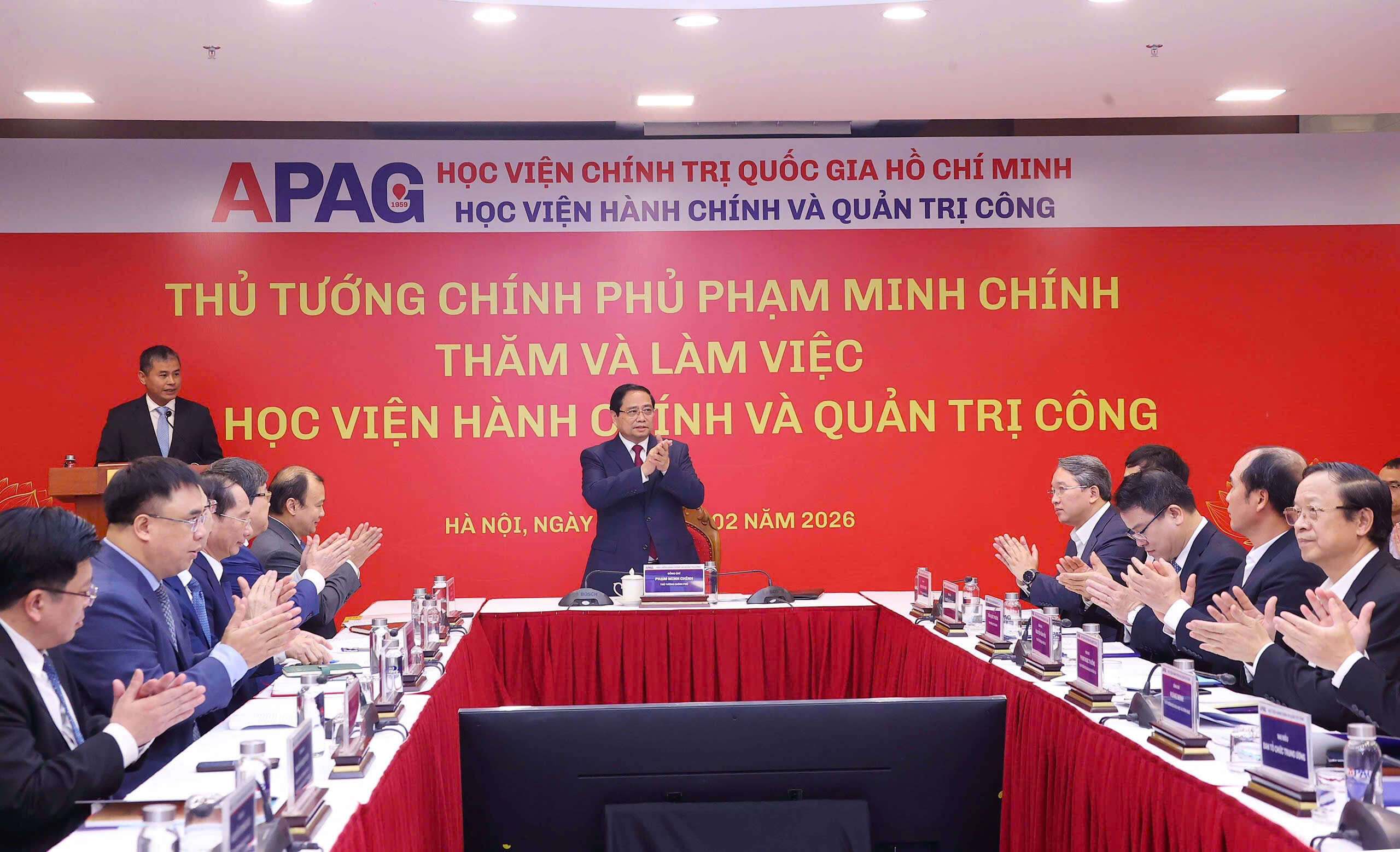 Prime Minister Pham Minh Chinh visits and works with the Academy of Public Administration and Governance: Creating breakthroughs in training, research, and governance to elevate the Academy and meet the requirements of modern national governance