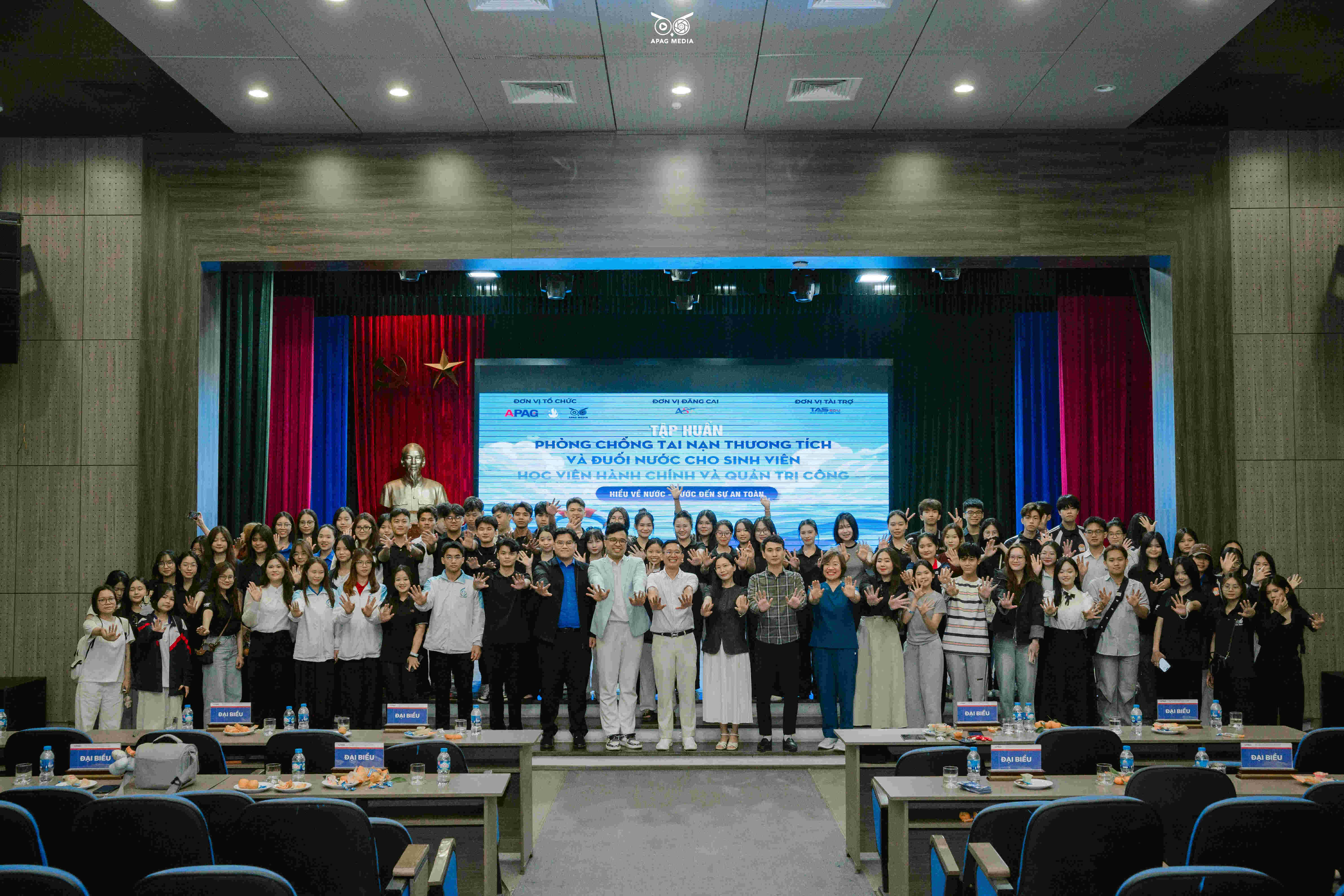 Nâng cao nhận thức, kỹ năng phòng chống tai nạn thương tích và đuối nước cho sinh viên Học viện Hành chính và Quản trị công