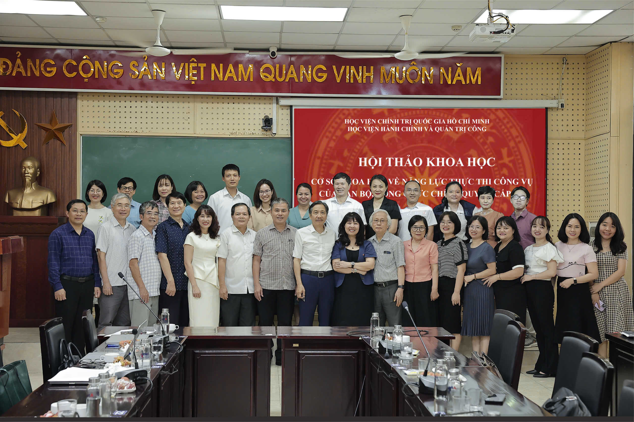 Cơ sở khoa học về năng lực thực thi công vụ của cán bộ, công chức chính quyền cấp xã