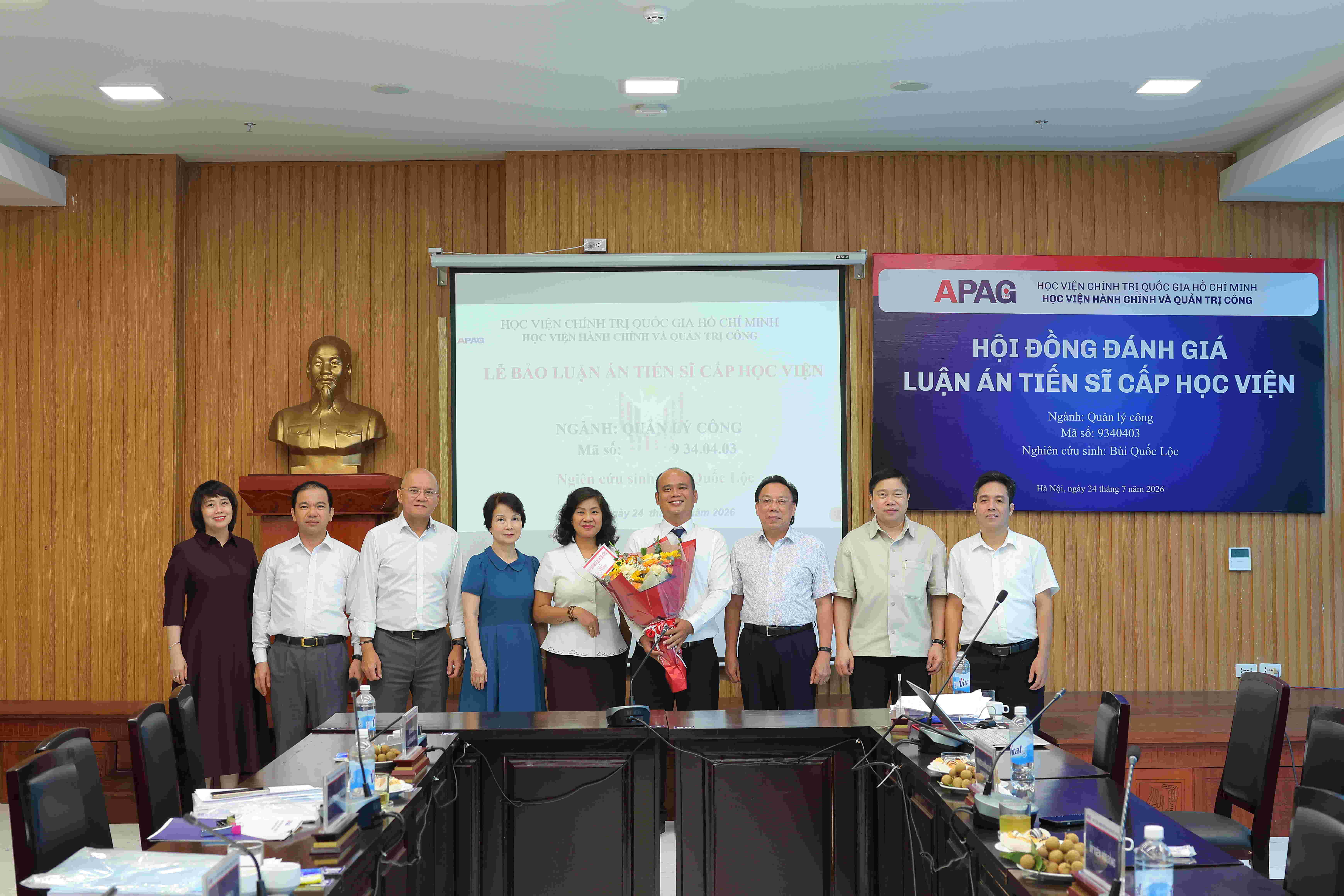 Bảo vệ Luận án Tiến sĩ cấp Học viện: “Quản lý nhà nước về việc cung ứng dịch vụ công trực tuyến tại các tỉnh miền Đông Nam Bộ”