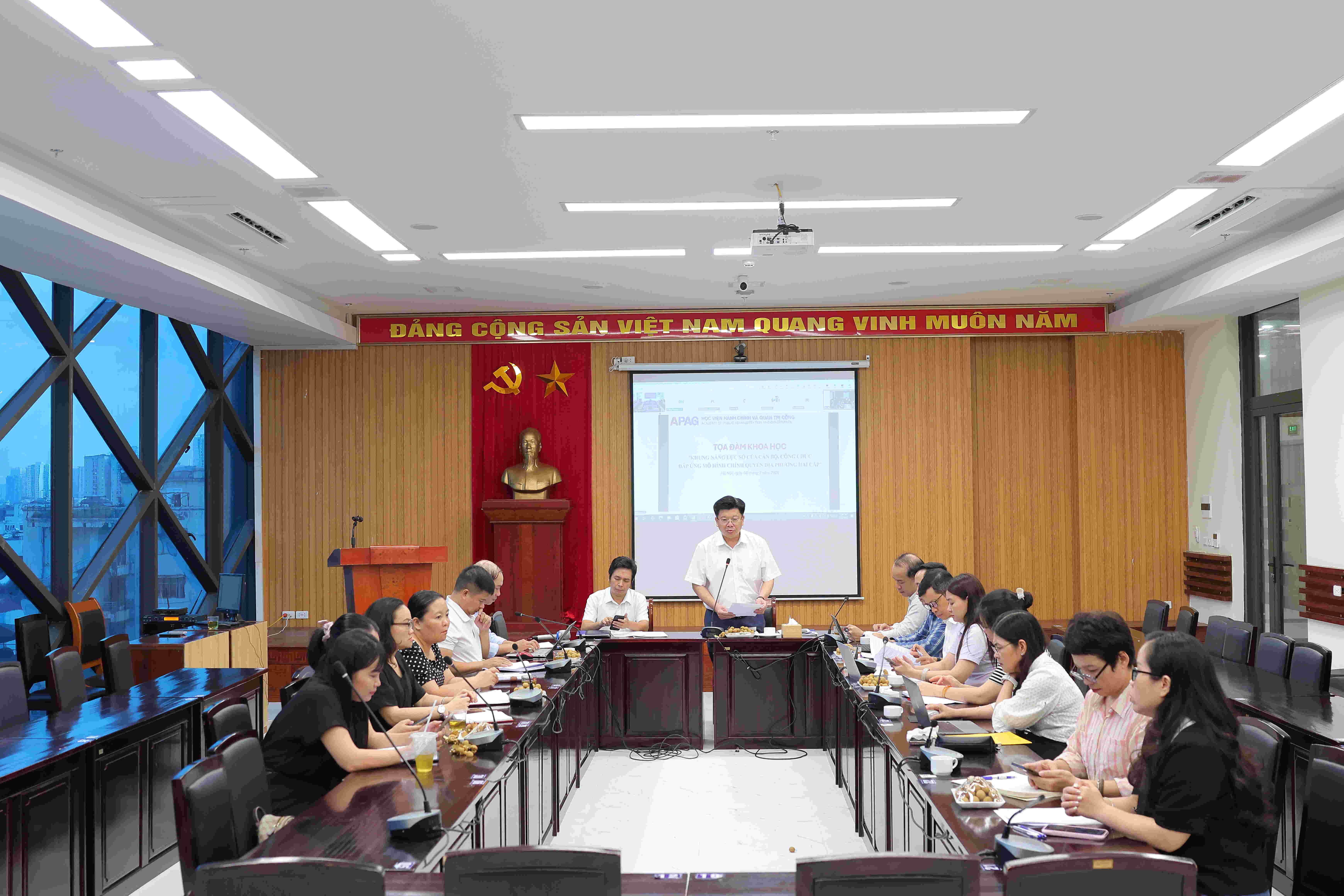 Khung năng lực số của cán bộ, công chức đáp ứng mô hình chính quyền địa phương hai cấp