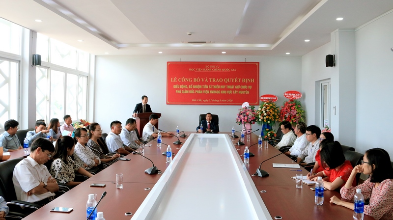 Toàn cảnh buổi lễ