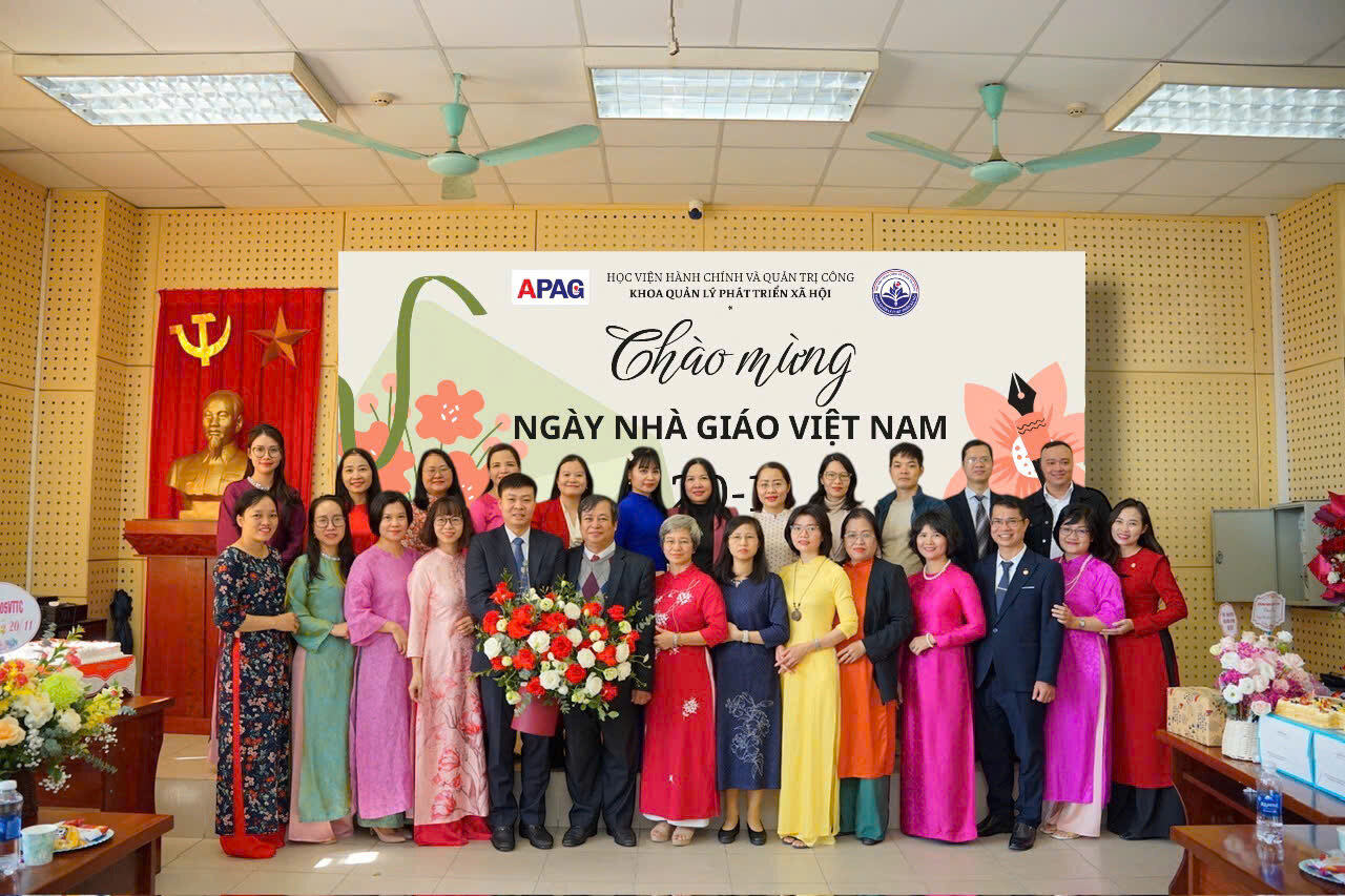 Giảng viên Trần Văn Tiến, Khoa Quản lý phát triển xã hội được phong hàm Phó Giáo sư