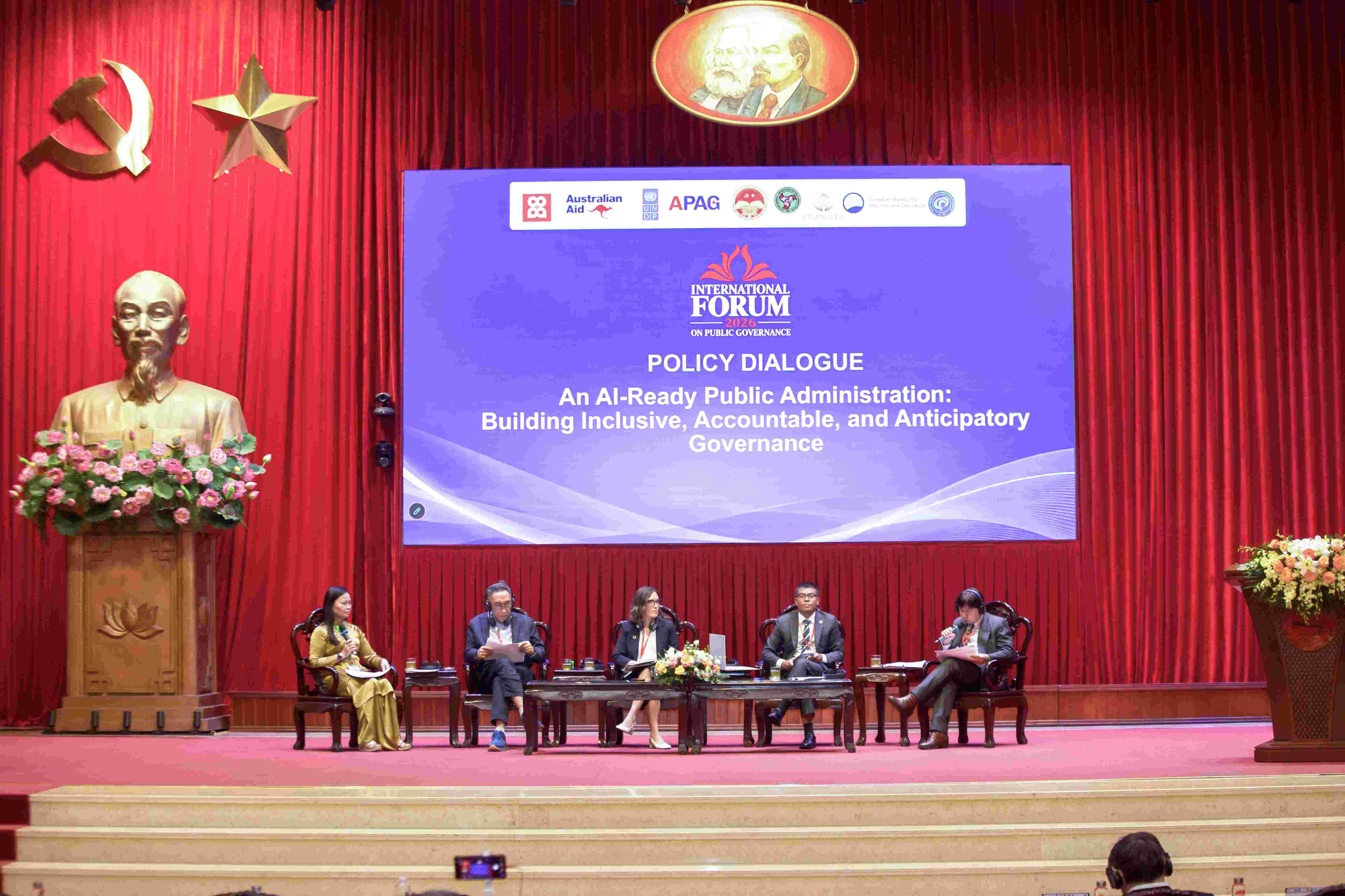 Đối thoại chính sách “Nền hành chính sẵn sàng trước AI: Xây dựng nền quản trị bao trùm, có trách nhiệm giải trình và có năng lực dự báo”