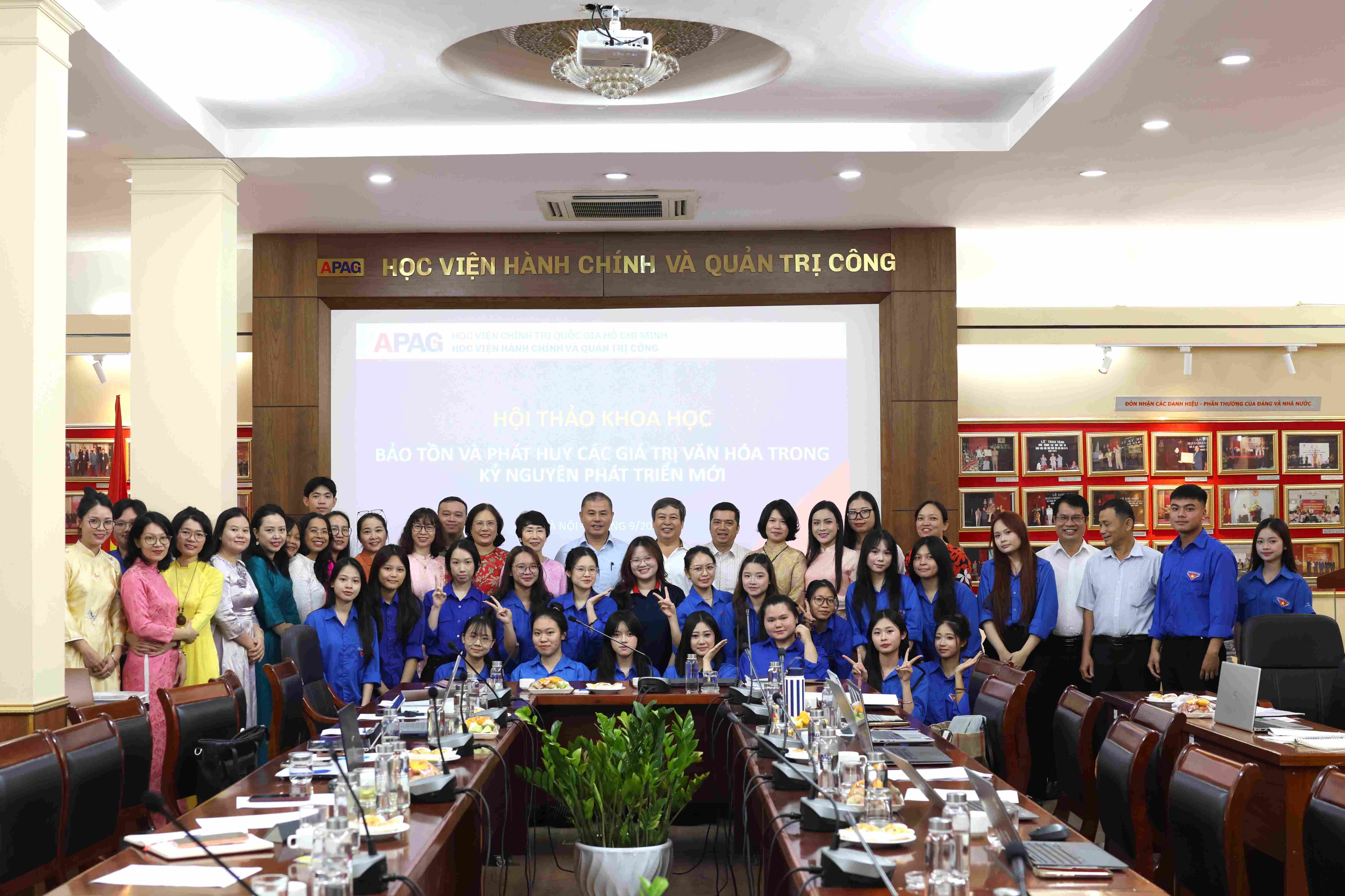 Hội thảo khoa học “Bảo tồn và phát huy các giá trị văn hóa trong kỷ nguyên phát triển mới”